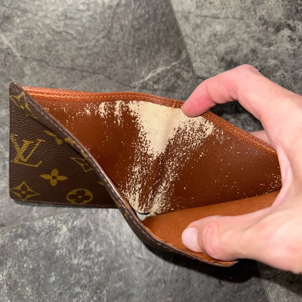 Louis Vuitton LV Monogram Canvas Leather Marco Bifold Vintage Wallet
